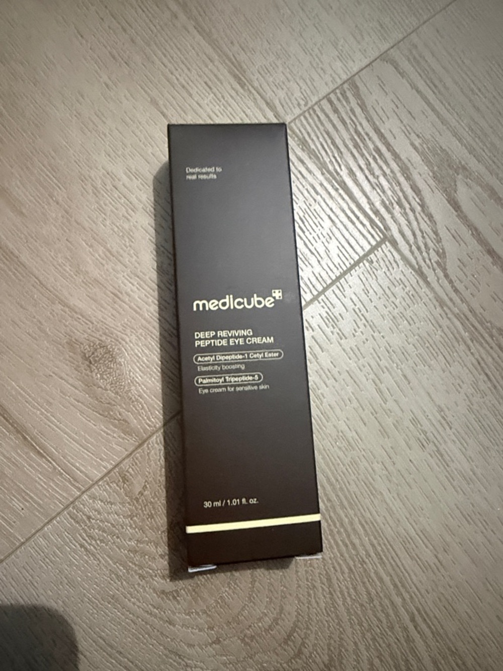 Medicube Deep Reviving Peptide Eye Cream - Black new not opened
